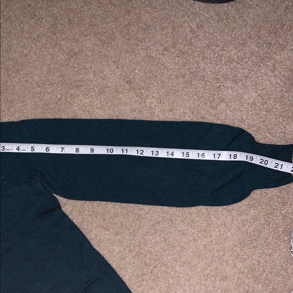 NWT JCREW JEWLED BUTTON PUFF SLEEVE Sweater XS - Picture 6 of 10